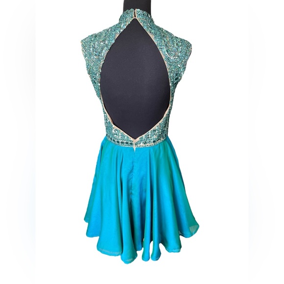 Sherri Hill Teal Beaded & Chiffon Open Back Short Prom Dress, Size 8, Dance - Picture 3 of 12